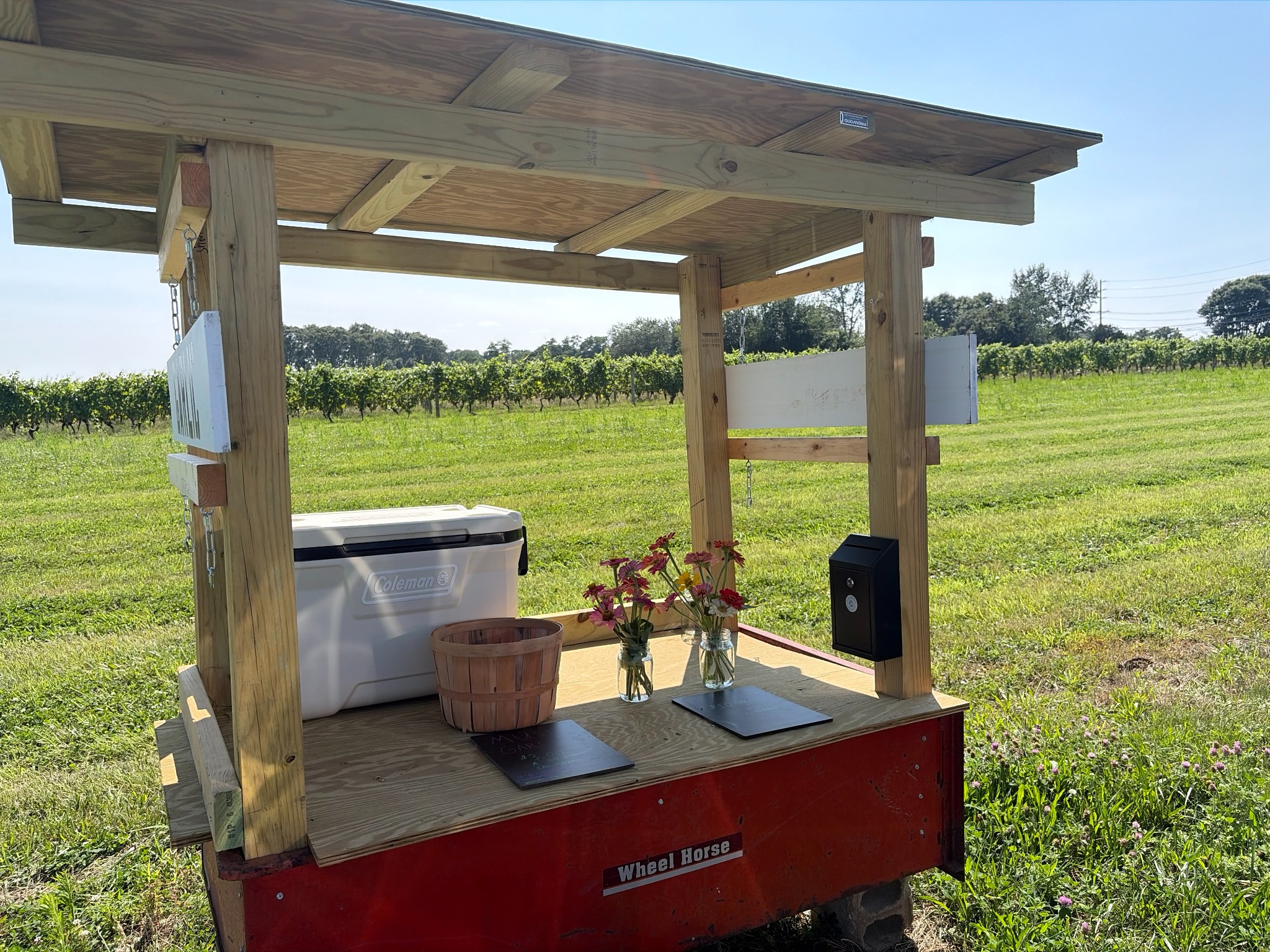 North Fork Garlic Company farm stand